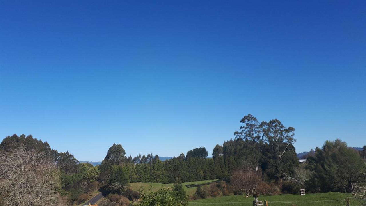 Caldera Country Lodge Hamurana Bagian luar foto